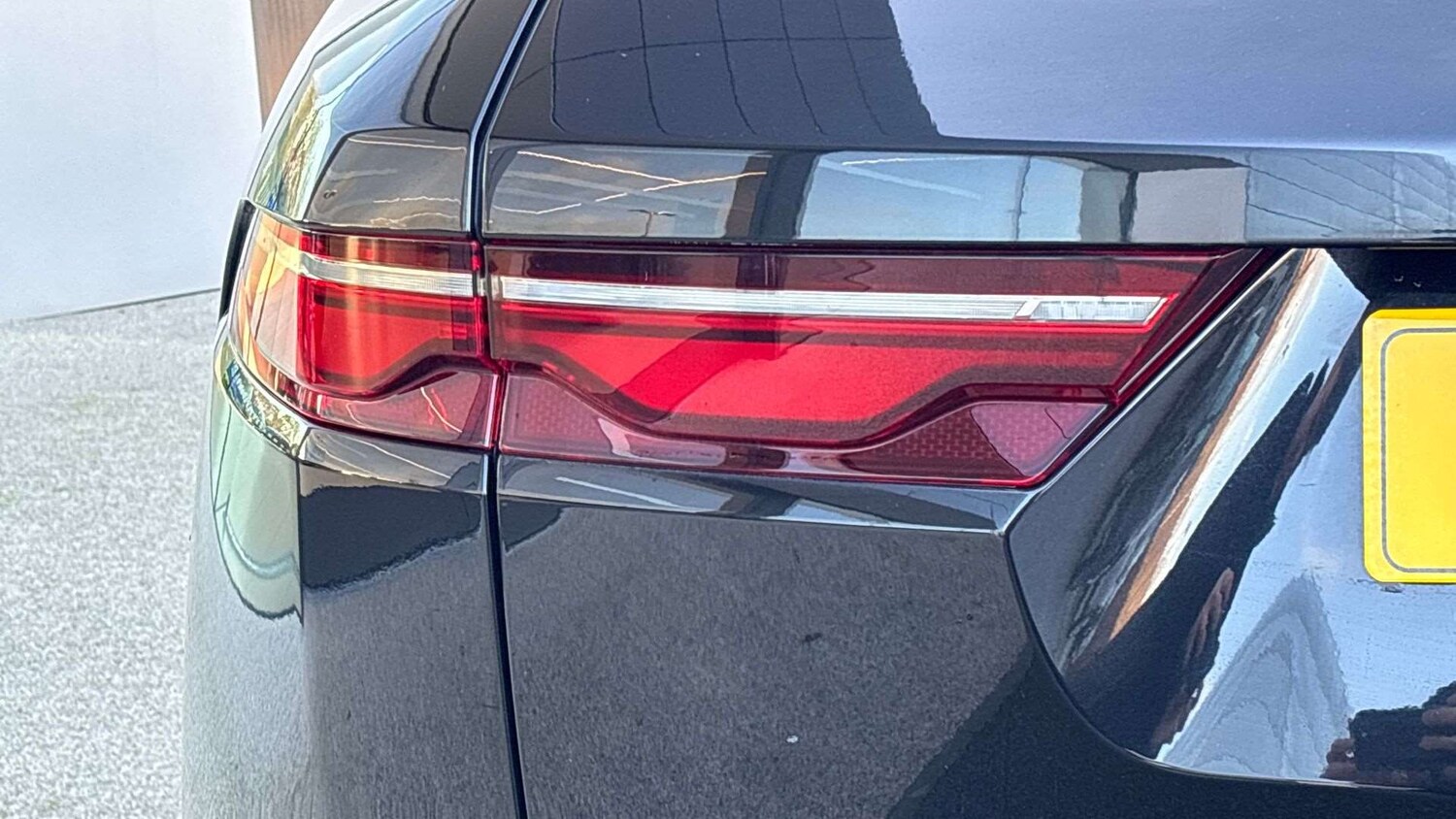 Used Jaguar F-Pace 2023 for sale - 76774159: Photo 29