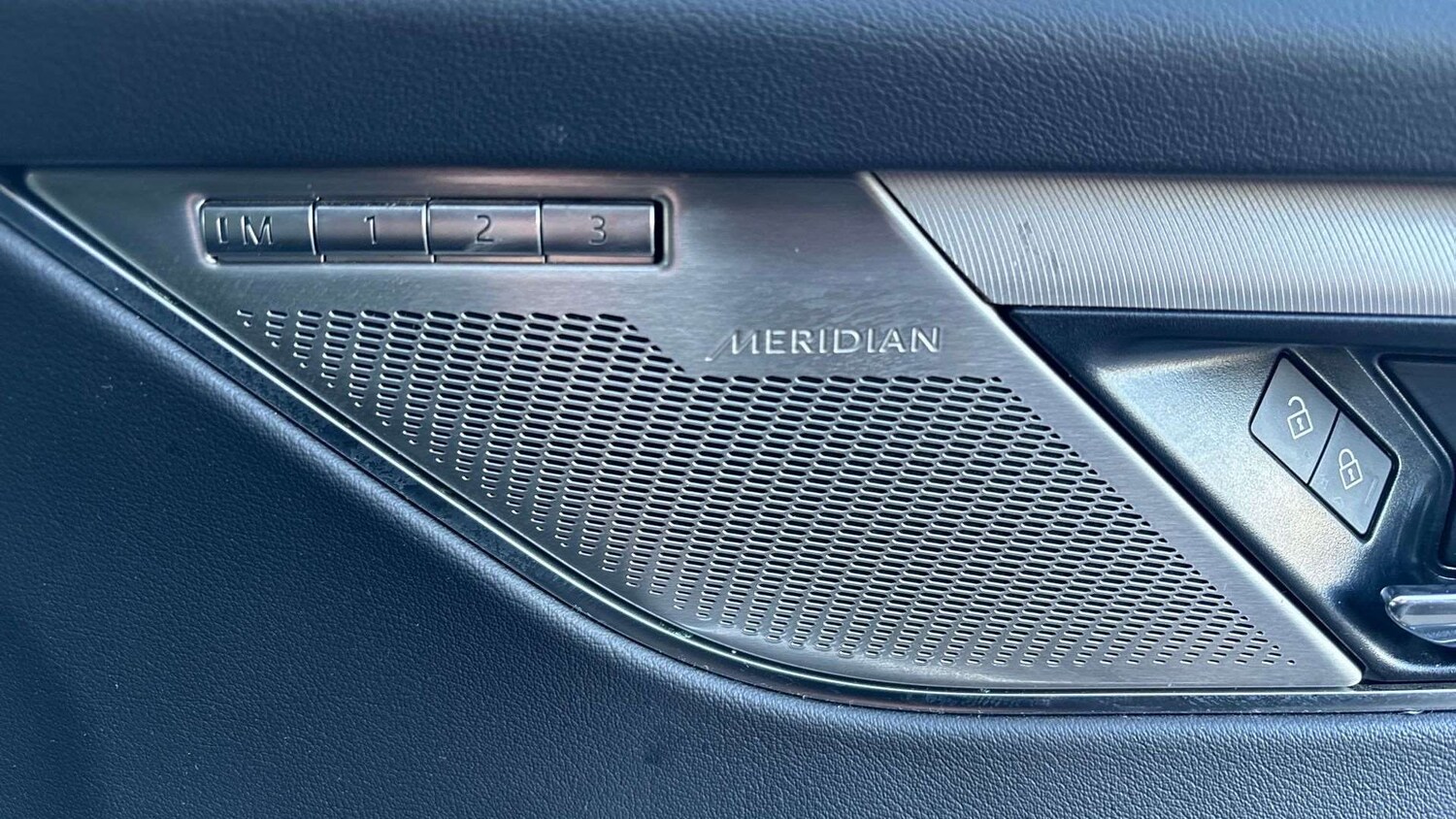 Used Jaguar F-Pace 2023 for sale - 76774159: Photo 32