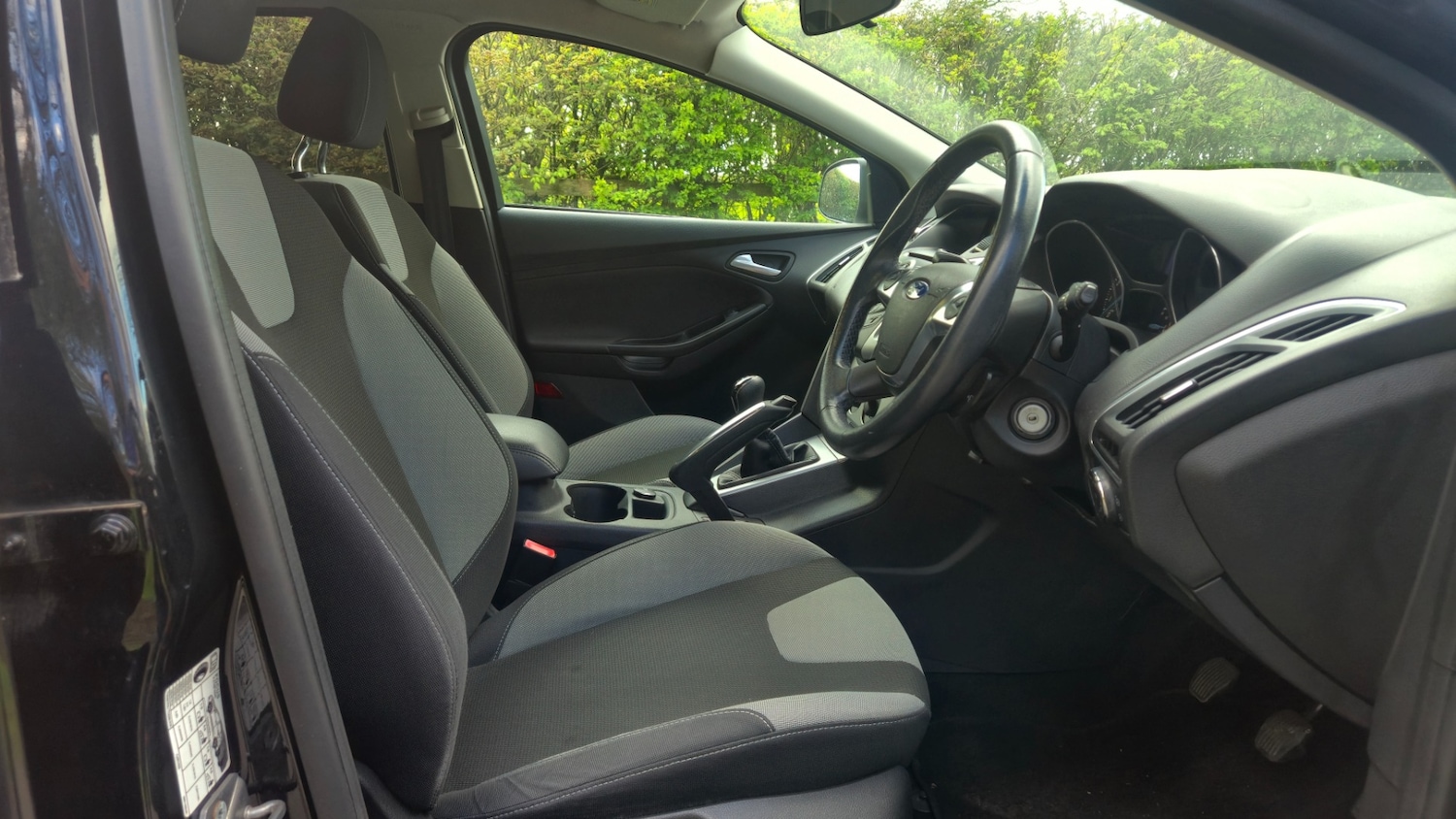 Used Ford Focus 2011 for sale - 78085119: Photo 18