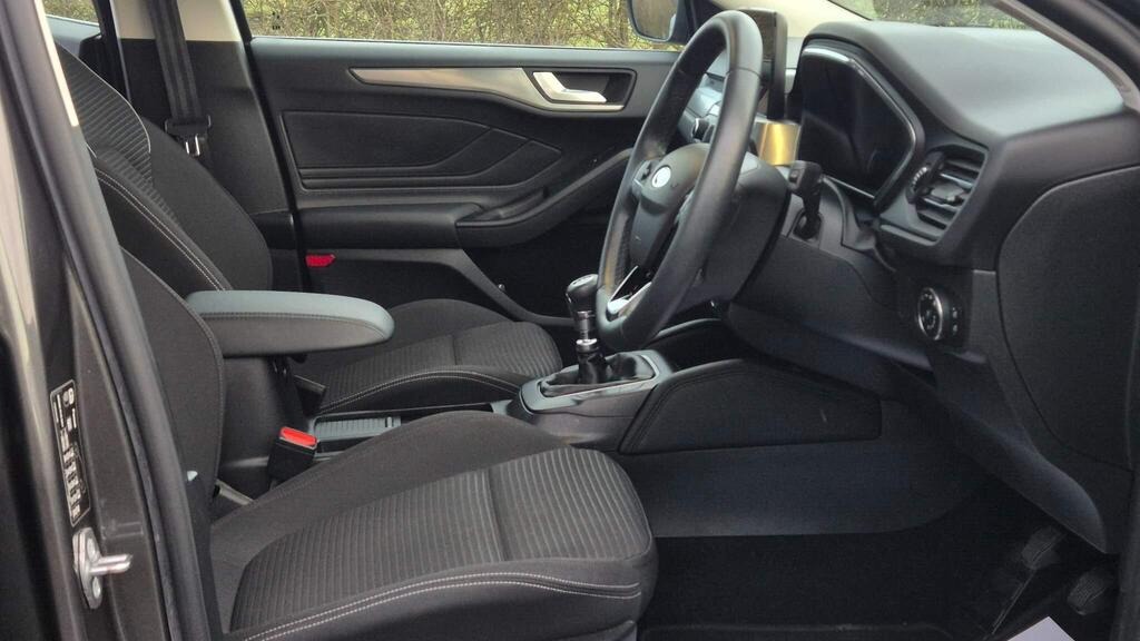 Used Ford Focus 2021 for sale - 77675737: Photo 10