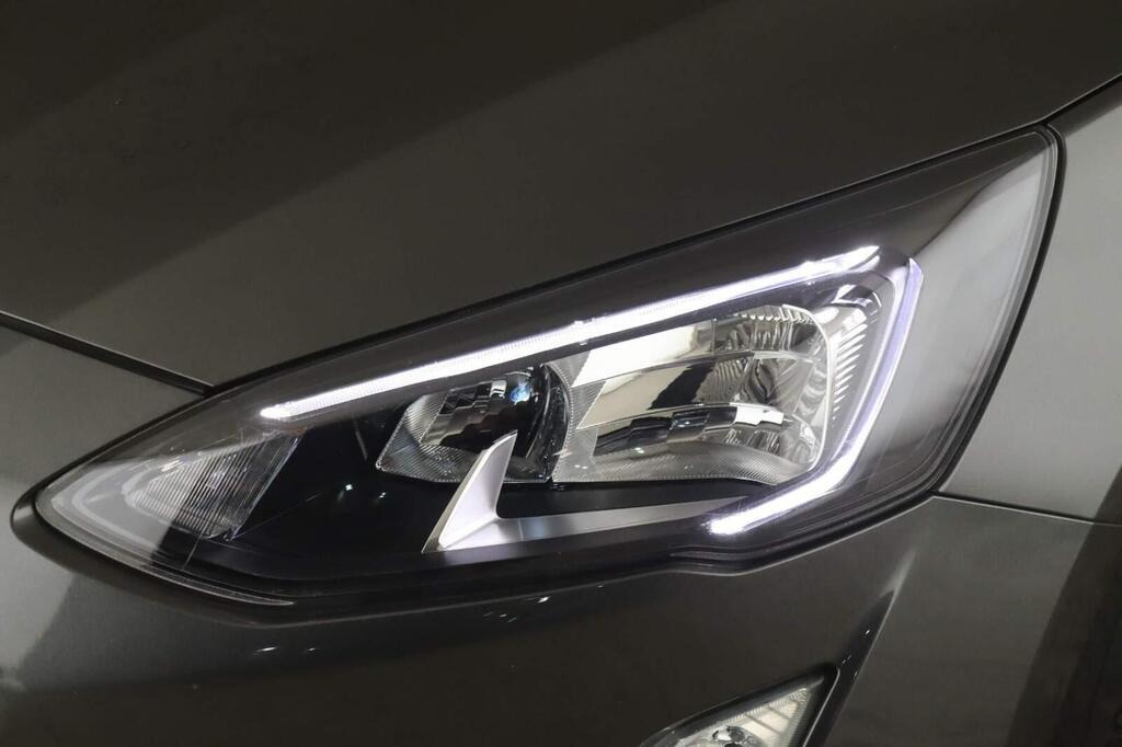 Used Ford Focus 2021 for sale - 77675737: Photo 15