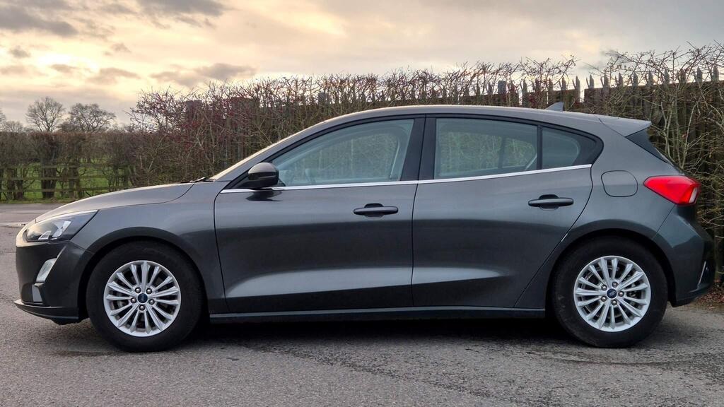 Used Ford Focus 2021 for sale - 77675737: Photo 3