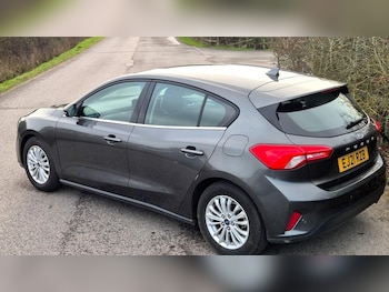 Used Ford Focus 2021 for sale - 77675737: Photo