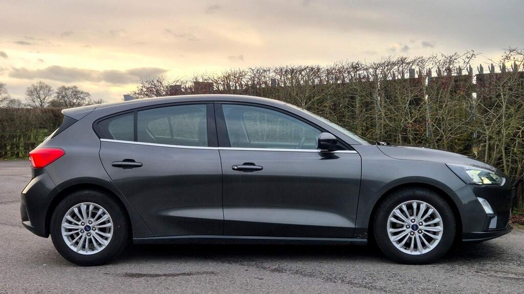 Used Ford Focus 2021 for sale - 77675737: Photo 7