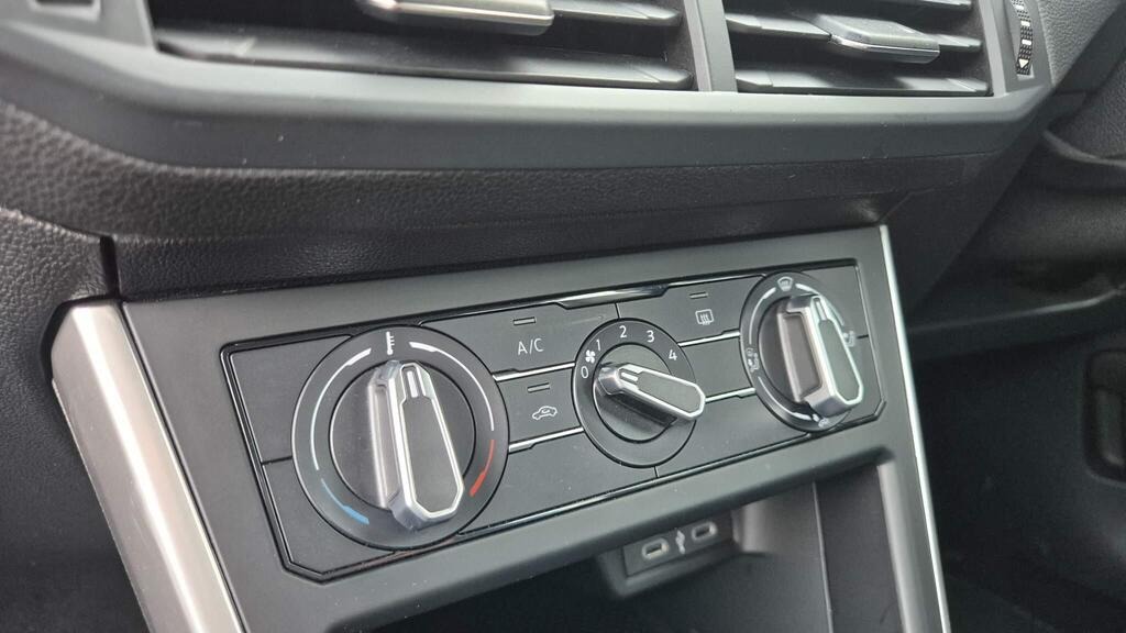 Used Volkswagen Polo 2023 for sale - 77672128: Photo 22