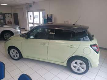 Used Suzuki Swift 2024 for sale - 74516056: Photo