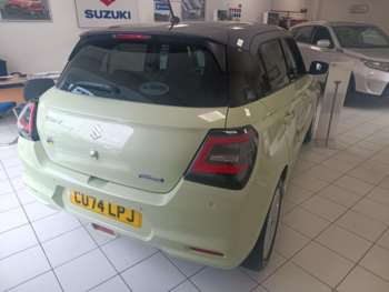 Used Suzuki Swift 2024 for sale - 74516056: Photo