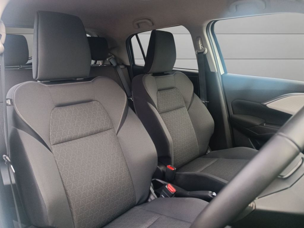 Used Suzuki Swift 2025 for sale - 76949534: Photo 13