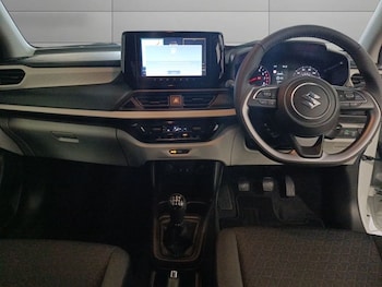 Used Suzuki Swift 2025 for sale - 76402265: Photo