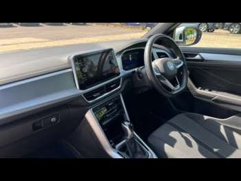 Used Volkswagen T-Roc 2022 for sale - 74971132: Photo