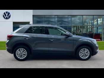 Used Volkswagen T-Roc 2022 for sale - 74648286: Photo