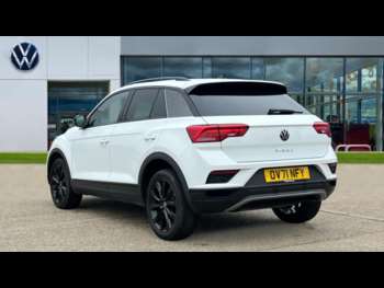 Used Volkswagen T-Roc 2021 for sale - 74129399: Photo