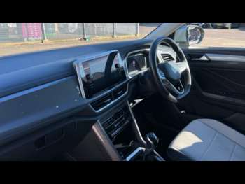 Used Volkswagen T-Roc 2023 for sale - 73782687: Photo