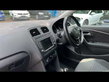 Used Volkswagen Polo 2017 for sale - 74805179: Photo