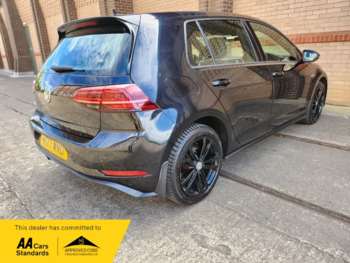 Used Volkswagen Golf 2017 for sale - 75010171: Photo