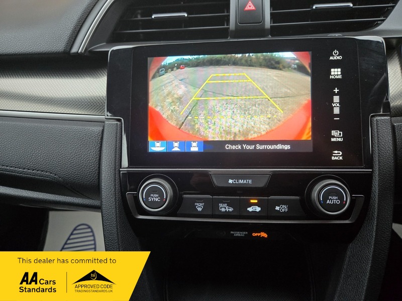 Used Honda Civic 2018 for sale - 76725245: Photo 13