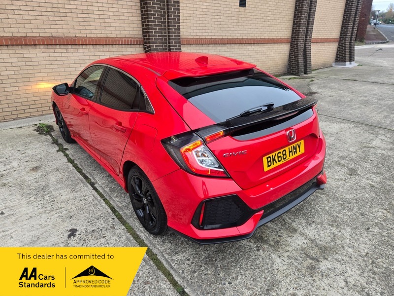 Used Honda Civic 2018 for sale - 76725245: Photo 22