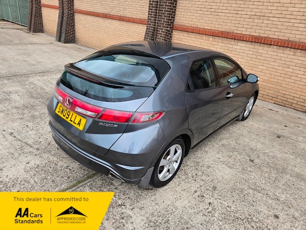 Used Honda Civic 2009 for sale - 76292274: Photo 19