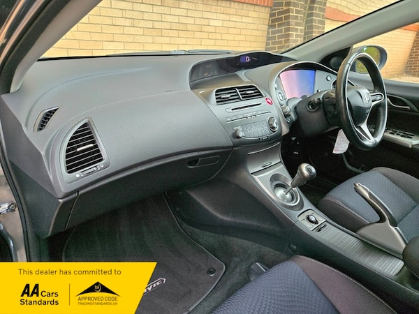 Used Honda Civic 2009 for sale - 76292274: Photo 8