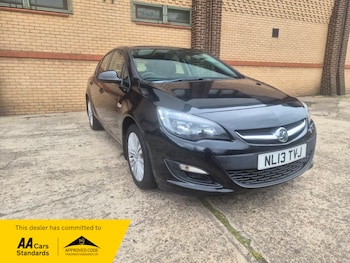 Used Vauxhall Astra 2013 for sale - 78688940: Photo