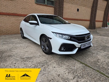 Used Honda Civic 2017 for sale - 76081505: Photo