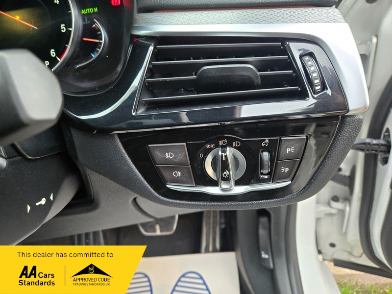 Used BMW 5 Series 2017 for sale - 76454906: Photo 19