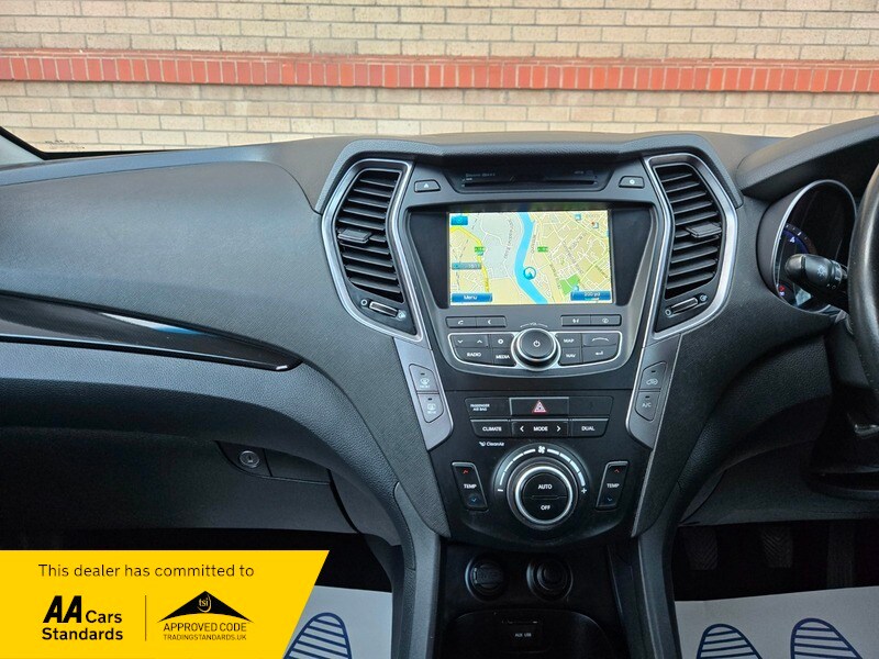 Used Hyundai Santa Fe 2014 for sale - 77880778: Photo 11