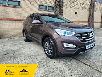 Used Hyundai Santa Fe 2014 for sale - 77880778: Photo