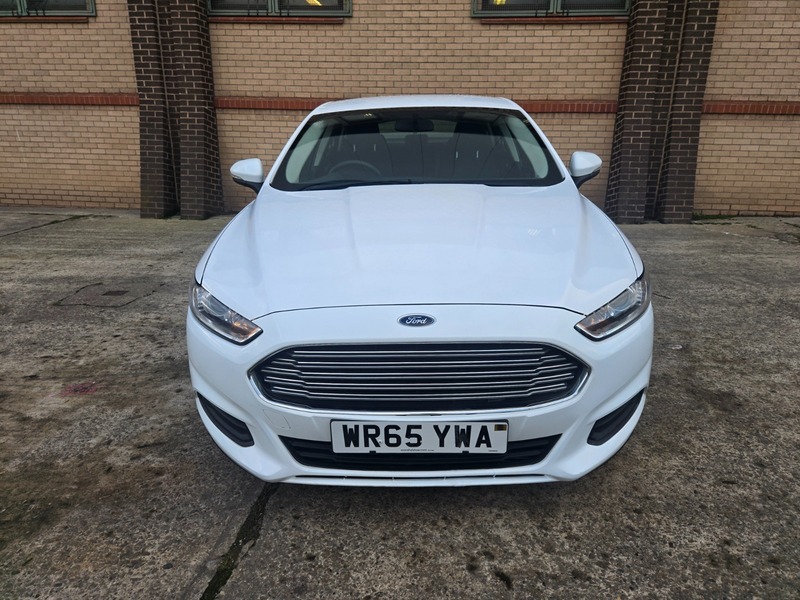 Used Ford Mondeo 2015 for sale - 77213196: Photo 2
