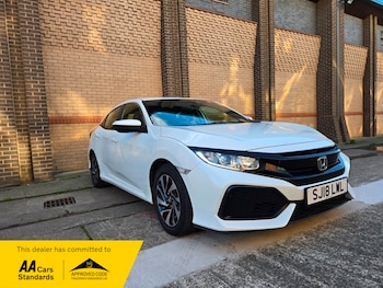 Used Honda Civic 2018 for sale - 76454902: Photo