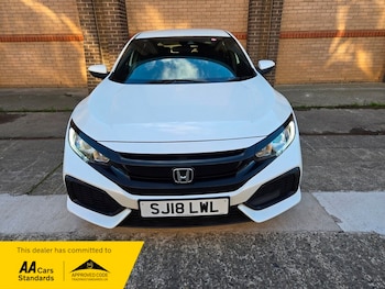 Used Honda Civic 2018 for sale - 76454902: Photo