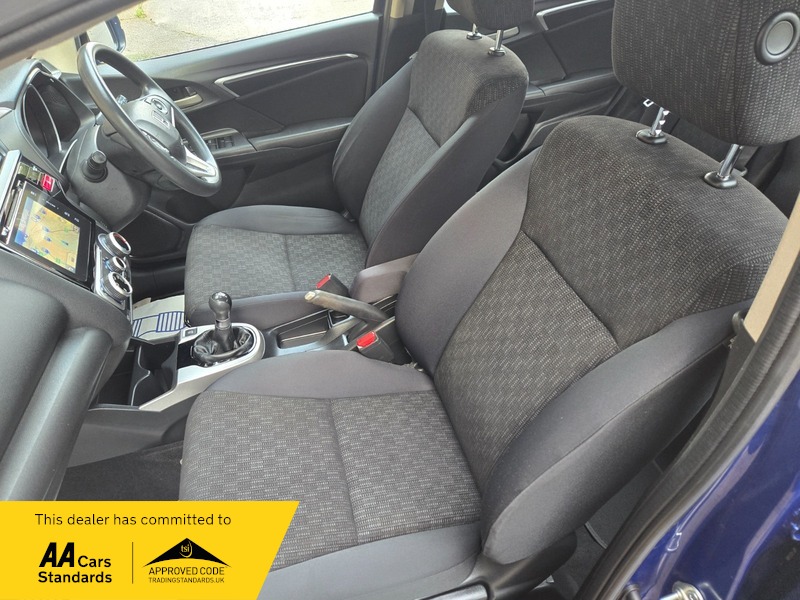 Used Honda Jazz 2017 for sale - 76686880: Photo 10