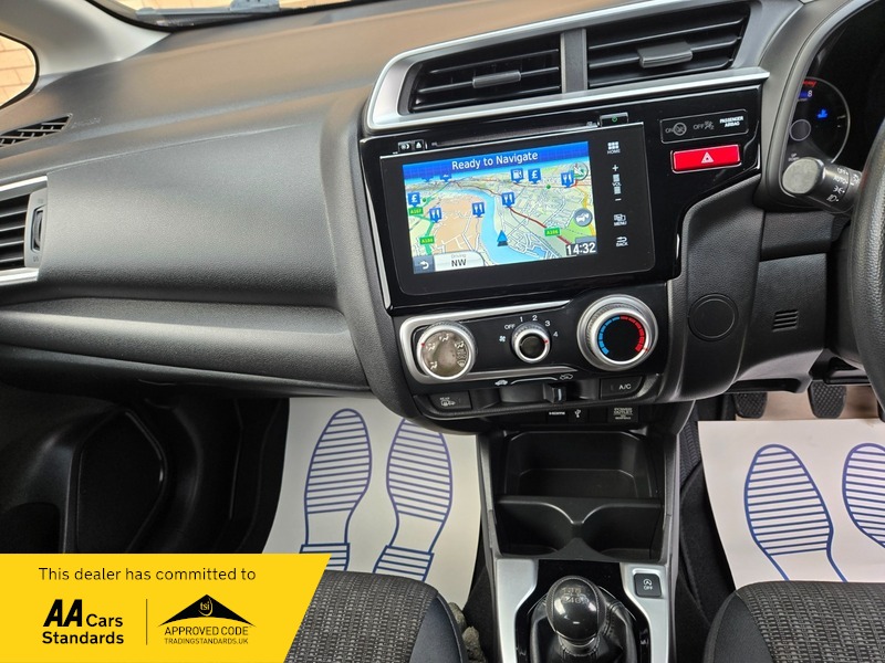 Used Honda Jazz 2017 for sale - 76686880: Photo 15