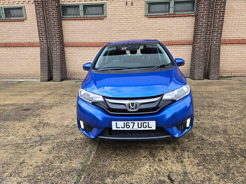 Used Honda Jazz 2017 for sale - 76686880: Photo 2