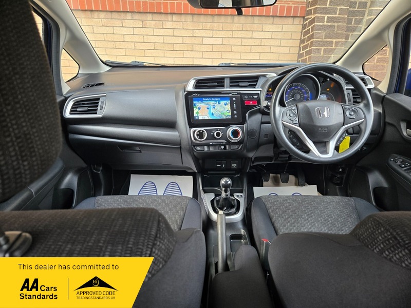 Used Honda Jazz 2017 for sale - 76686880: Photo 9