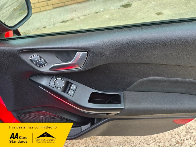 Used Ford Fiesta 2017 for sale - 76224187: Photo 18