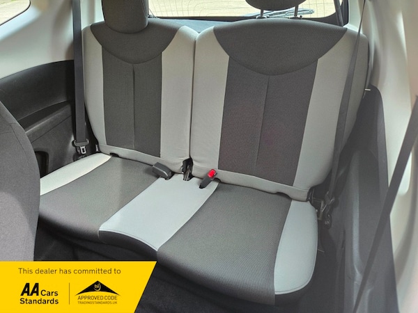 Used Toyota AYGO 2015 for sale - 76148467: Photo 15