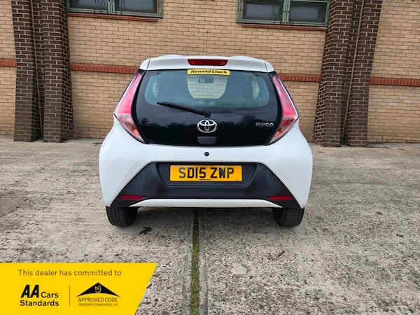 Used Toyota AYGO 2015 for sale - 76148467: Photo 6