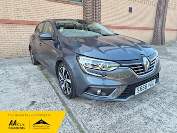 Used Renault Megane 2019 for sale - 79210643: Photo