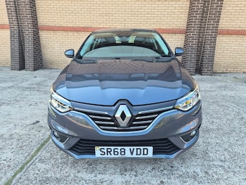 Used Renault Megane 2019 for sale - 79210643: Photo