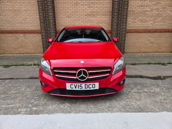 Used Mercedes-Benz A-Class 2015 for sale - 76211023: Photo 2