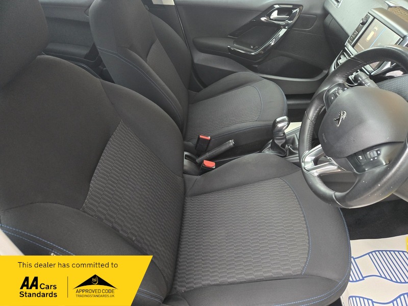 Used Peugeot 208 2018 for sale - 77072887: Photo 12