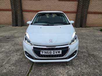 Used Peugeot 208 2018 for sale - 77072887: Photo