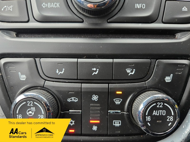 Used Vauxhall Mokka 2015 for sale - 76670709: Photo 11