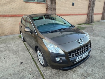 Used Peugeot 3008 2012 for sale - 77014689: Photo