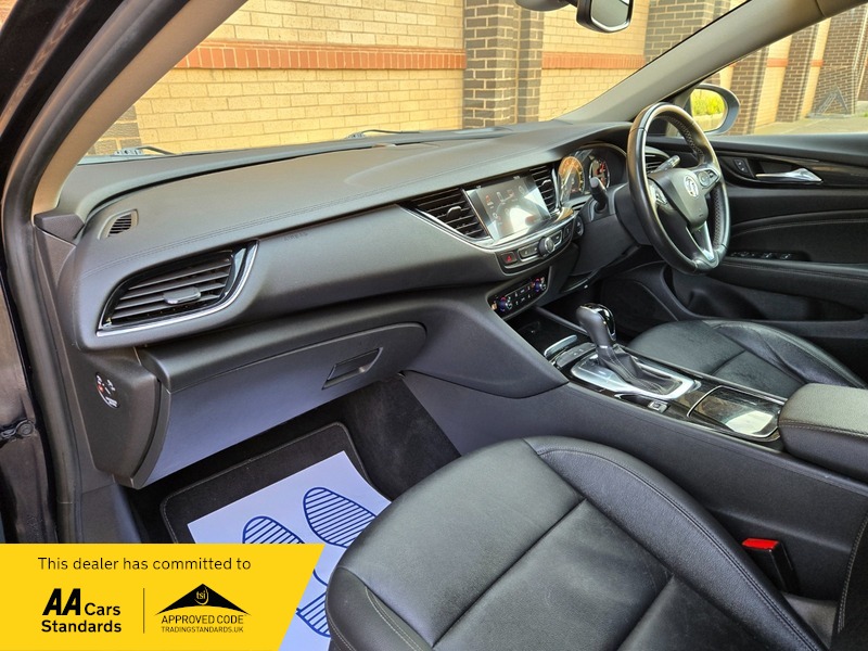 Used Vauxhall Insignia 2017 for sale - 77228038: Photo 9