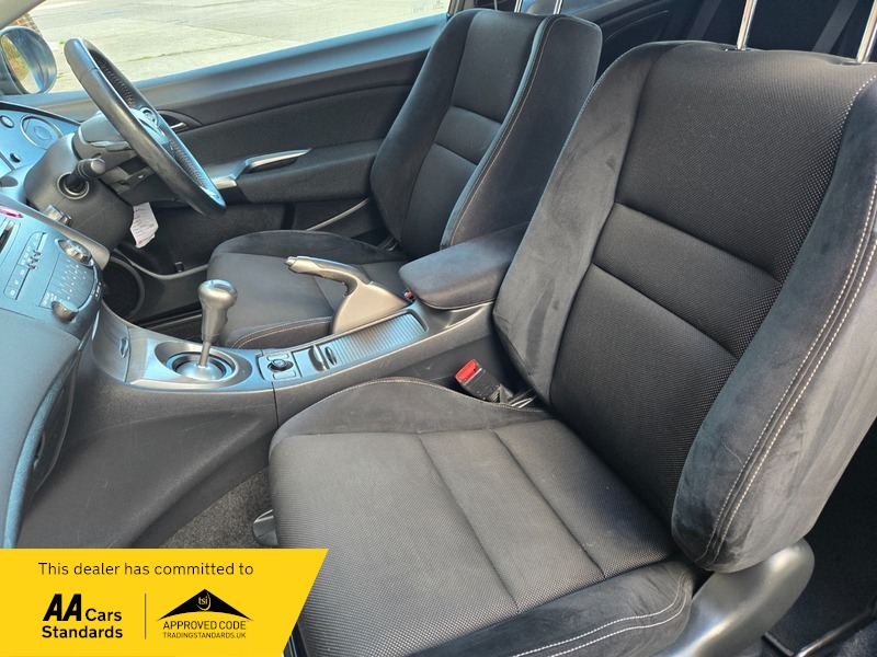 Used Honda Civic 2011 for sale - 76357169: Photo 9