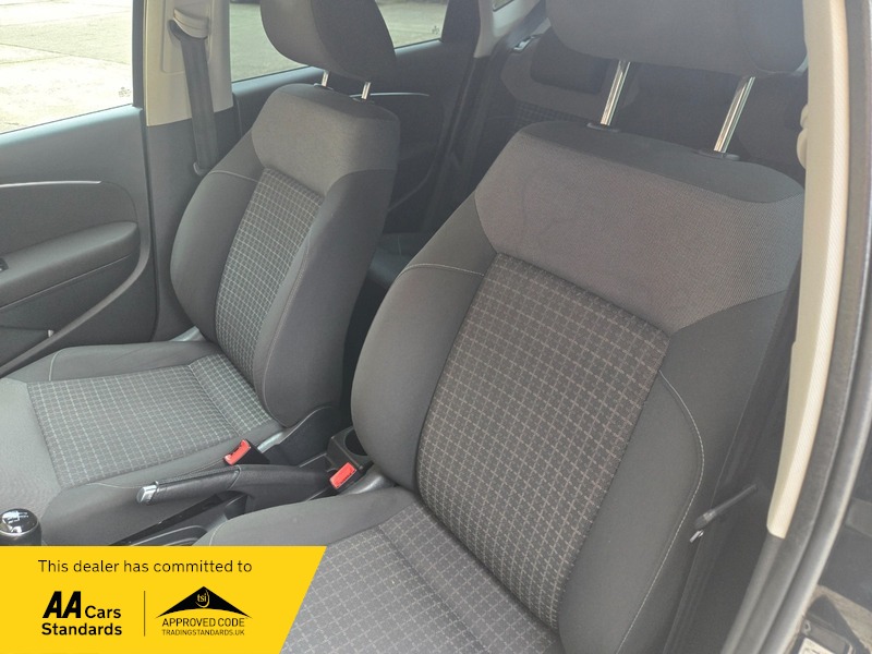 Used Volkswagen Polo 2015 for sale - 76334166: Photo 13