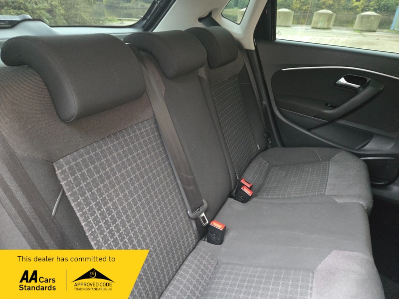 Used Volkswagen Polo 2015 for sale - 76334166: Photo 14