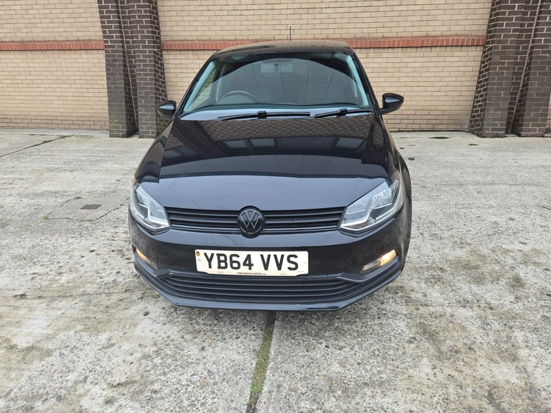 Used Volkswagen Polo 2015 for sale - 76334166: Photo 2